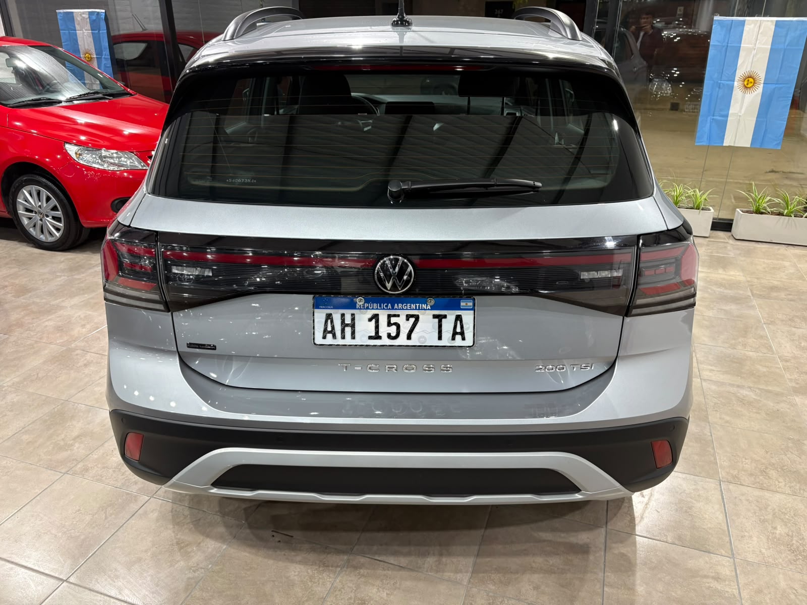 Foto 5 de Volkswagen T-Cross Trendline 1.0 Automática