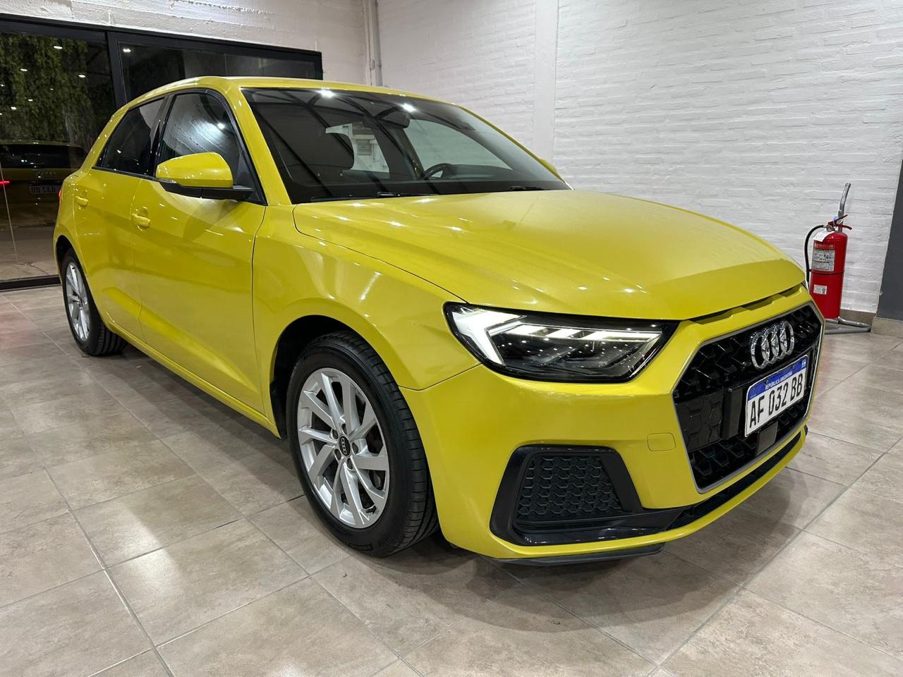 Foto 3 de Audi A1 Sportback 30 tfsi 1.0 Automático