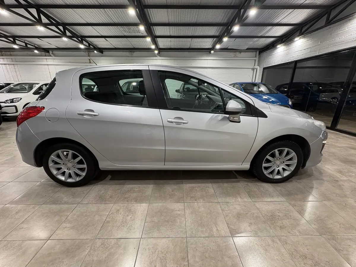 Foto 5 de Peugeot 308 Allure Nav 1.6