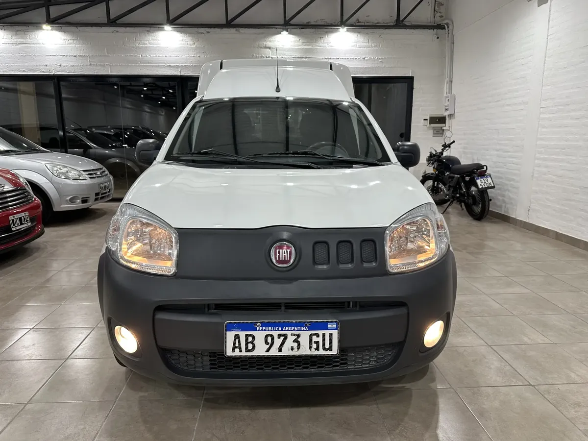 Foto 2 de Fiat Fiorino Evo Confort Furgón 1.4