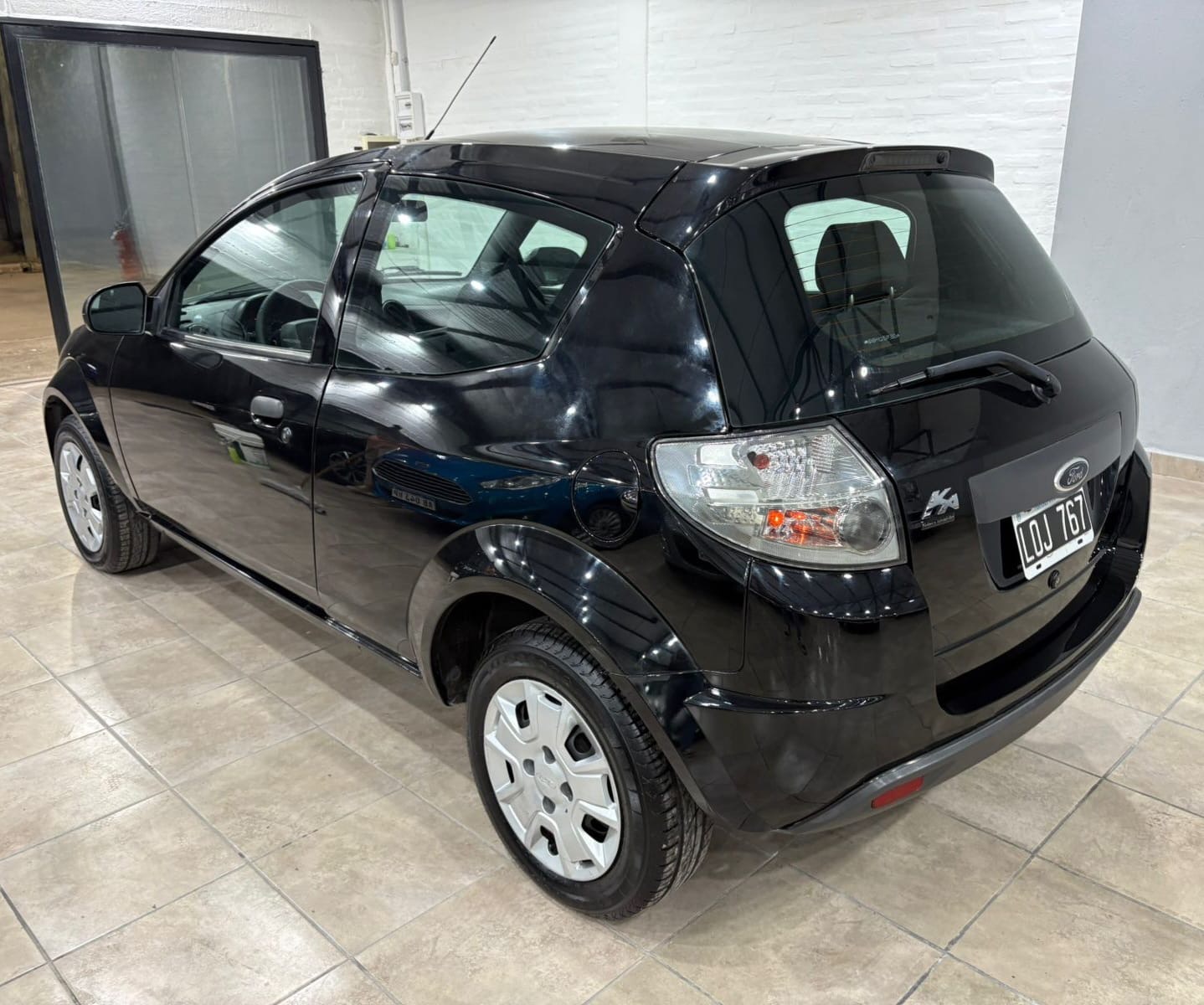Foto 3 de Ford Ka Fly Viral 1.0 3 puertas