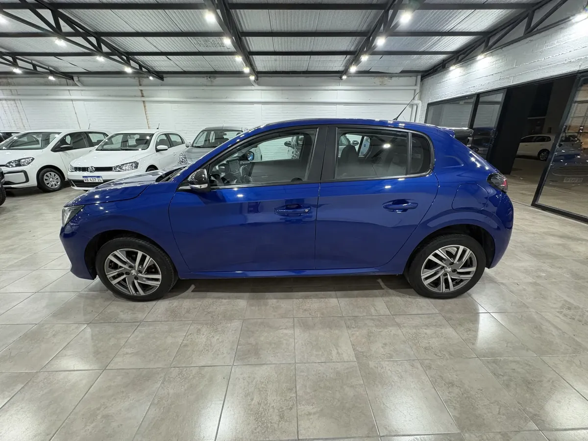 Foto 4 de Peugeot 208 Feline Automático