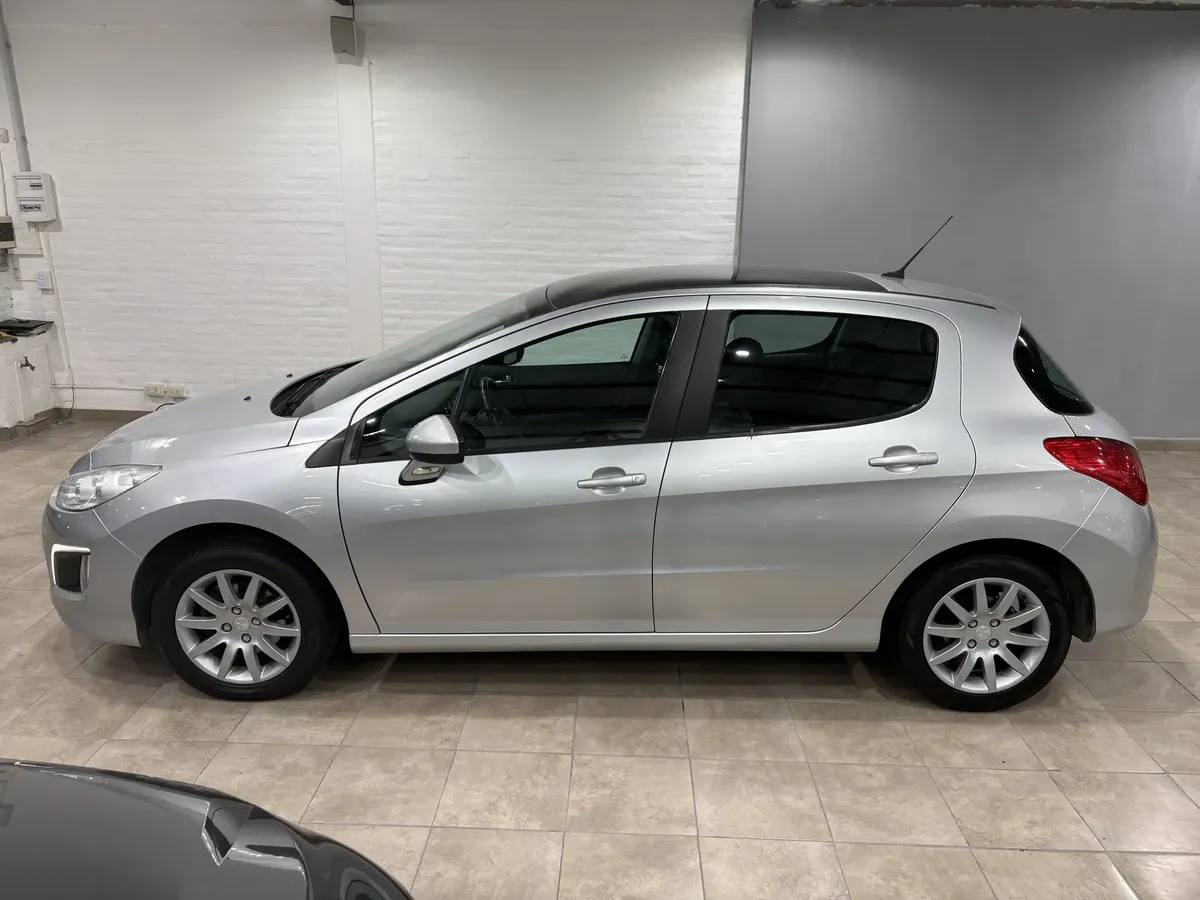 Foto 4 de Peugeot 308 Allure Nav 1.6