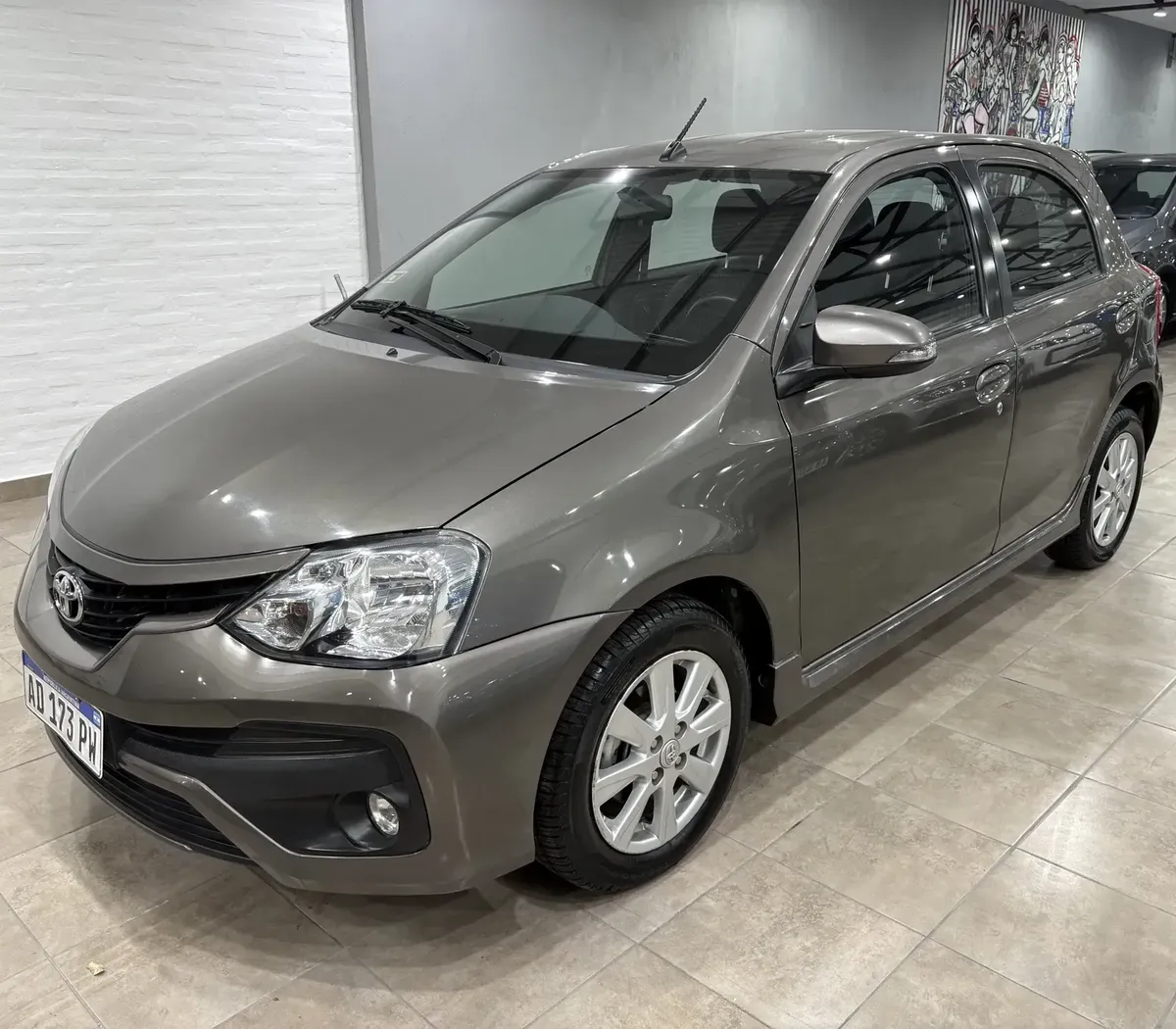 Toyota Etios xls Automático