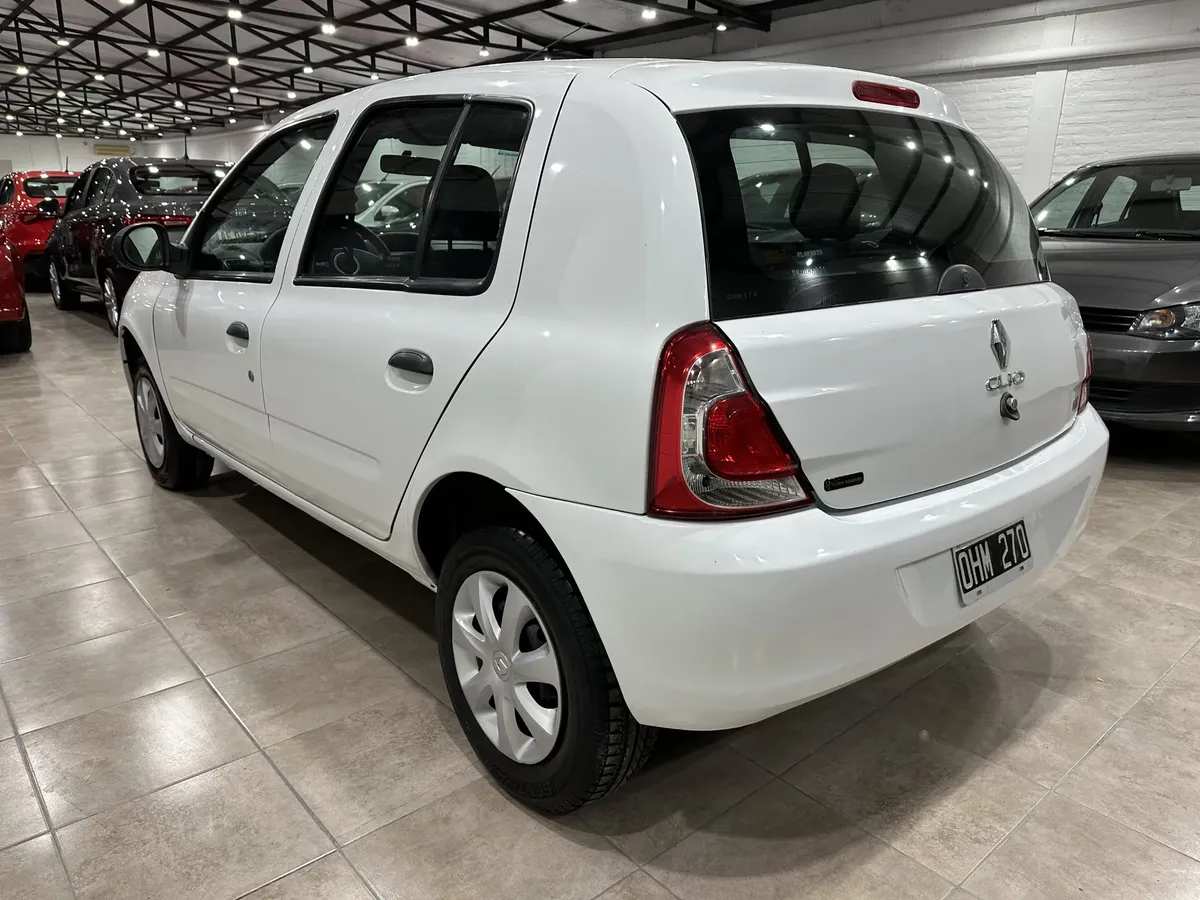 Foto 6 de Renault Clio Mio Confot
